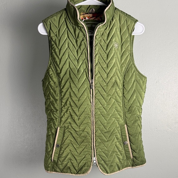 Ariat Olive Quilted Vest - Picture 1 of 11